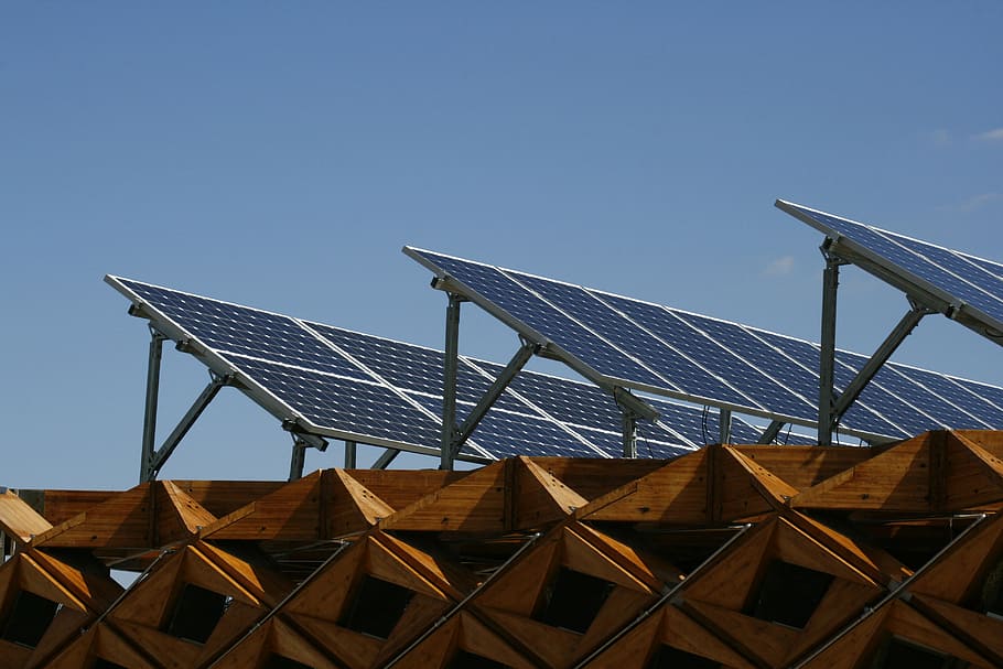 panel-solar-energy-house