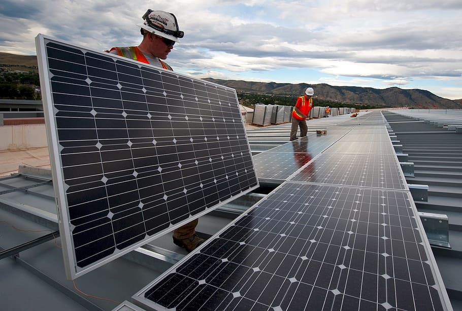 solar-panels-installation-workers-array